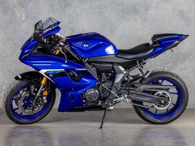 2025 Yamaha YZF-R7
