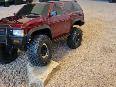 Traxxas TRX4 Nissan Pathfinder!