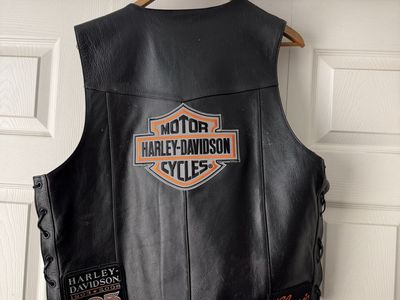 Harley vest leather