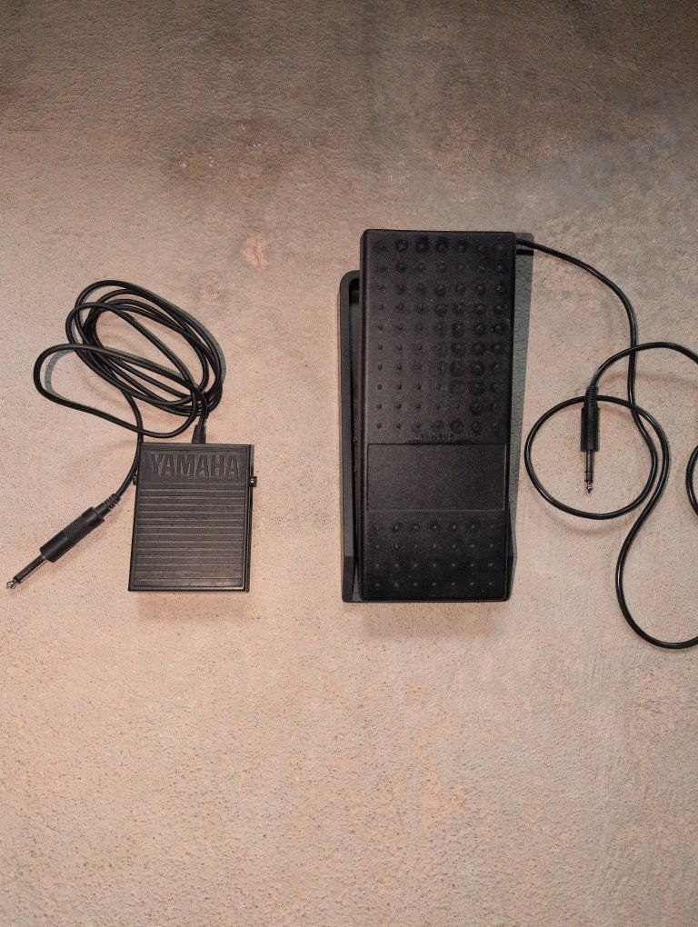 Yamaha Keyboard Sustain Footswitch and Expression Pedal Pair