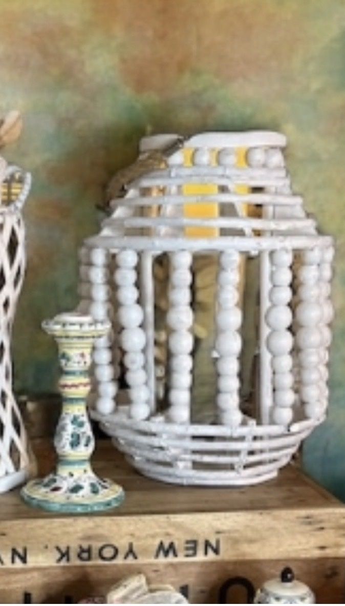 Main image 4