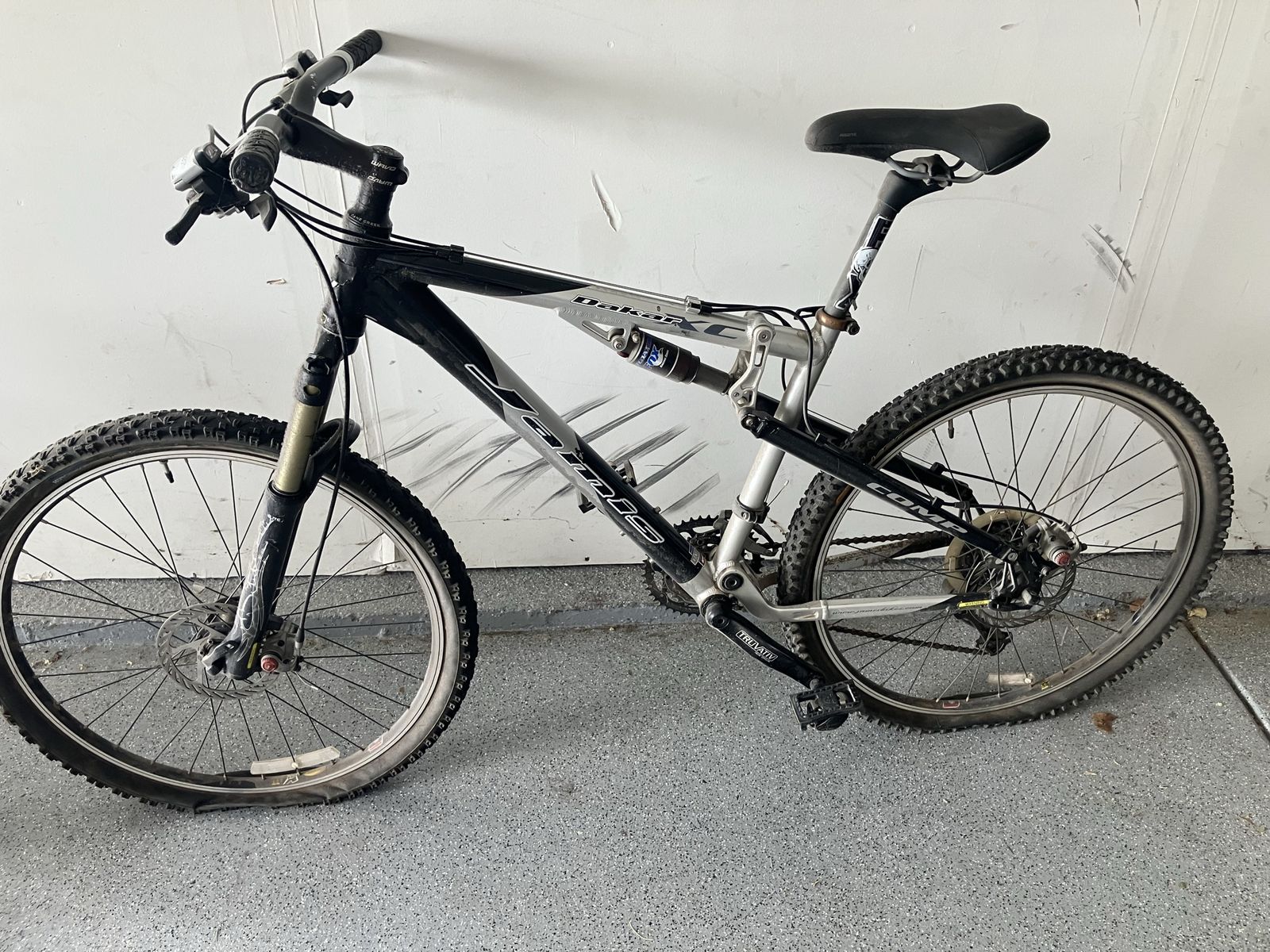 Jamis Dakar XC Comp Full Suspension Mountain Bike