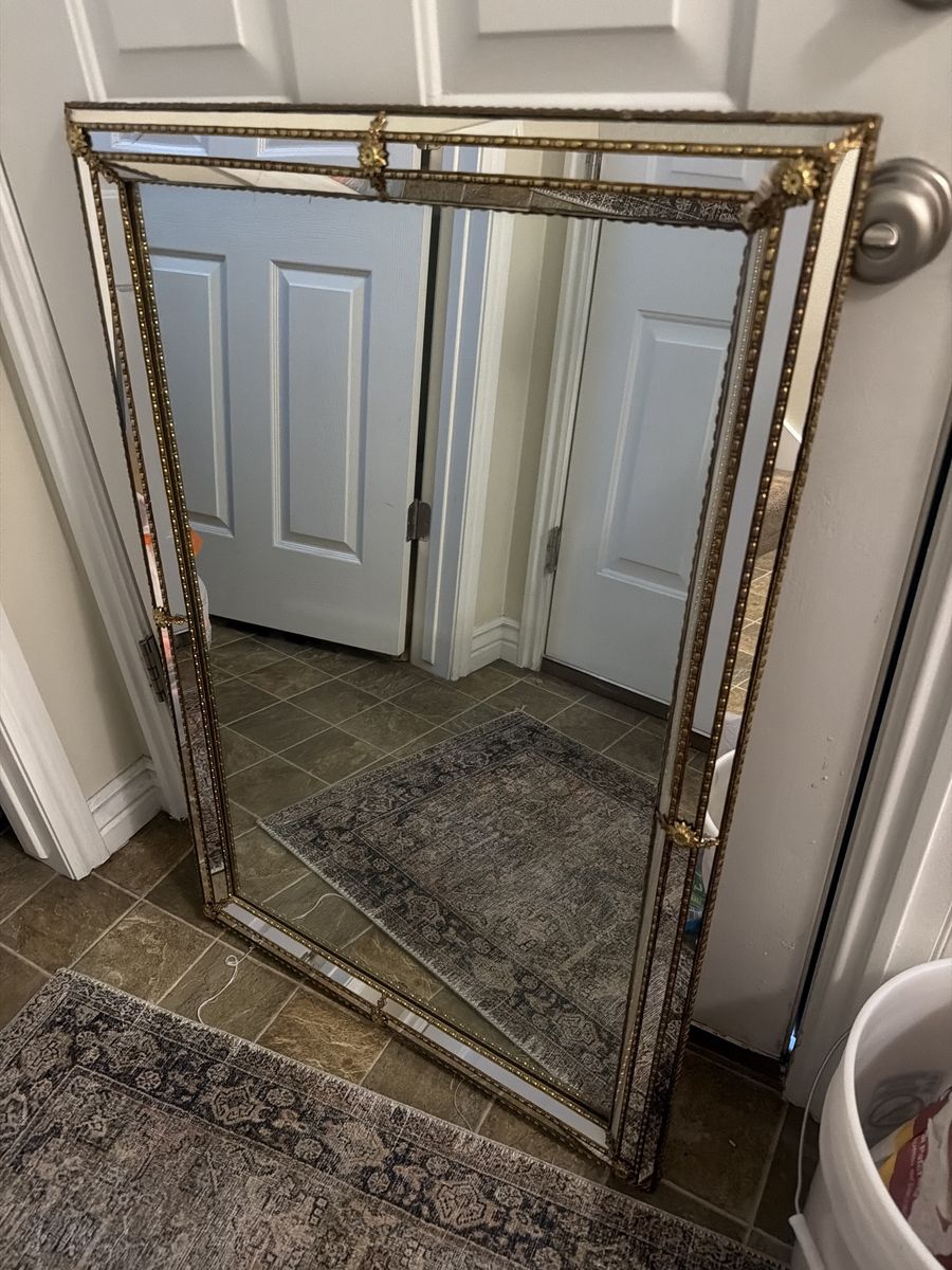 Large Gold & Mirrored Frame Wall Mirror - Ornate Accent Decor