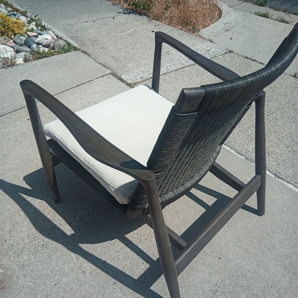 Main image 4