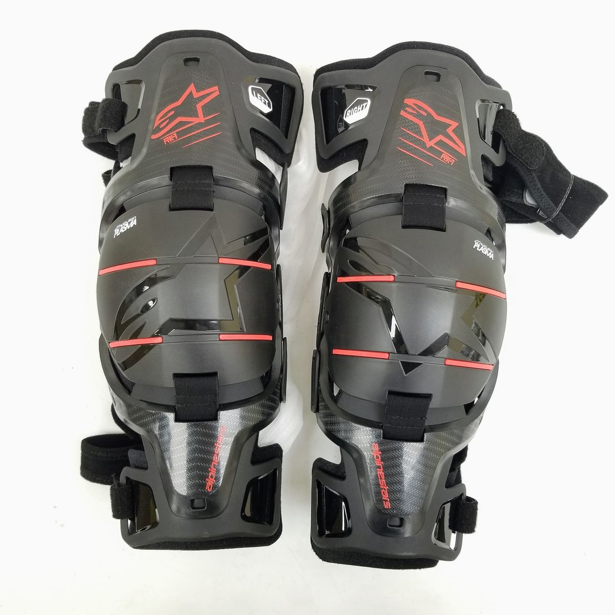 Alpinestars RK-1 Plasma Knee Brace (Black/Red, Small/Medium) (482-00074S-L-R2-S2)