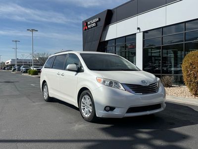 2017 Toyota Sienna XLE 8-Passenger