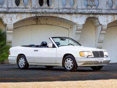 1995 Mercedes-Benz E-Class
