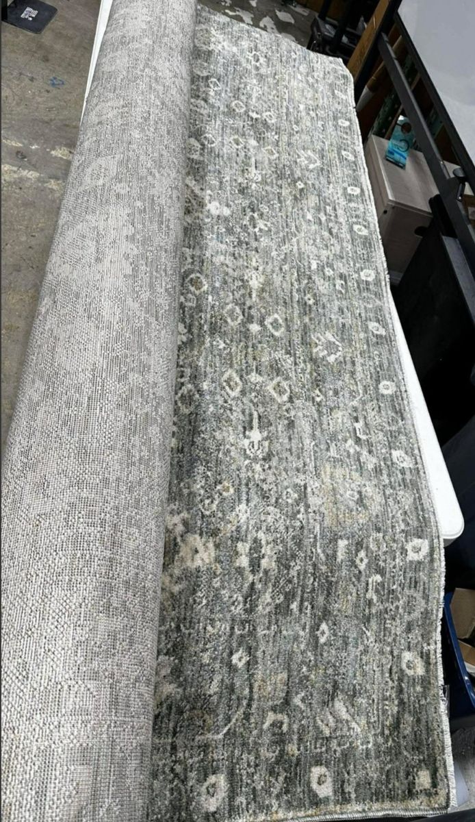 Main image 6