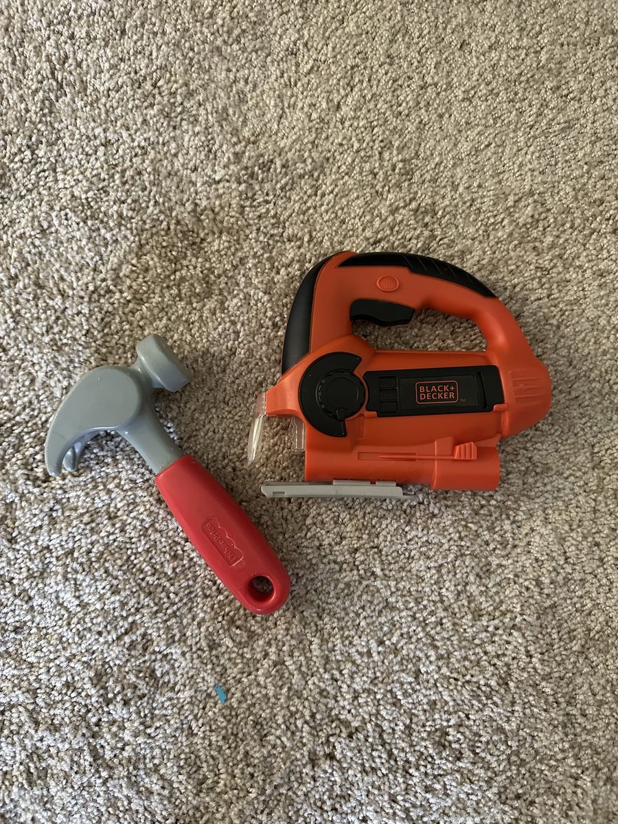 Black+Decker & Fisher-Price Kids Pretend Play Tool Set - Toy Jigsaw & Toy Hammer
