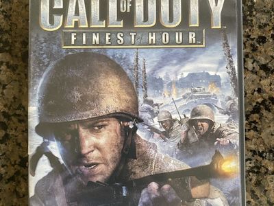 Activision Call of Duty: Finest Hour - GameCube, T, NTSC-U/C (2004)