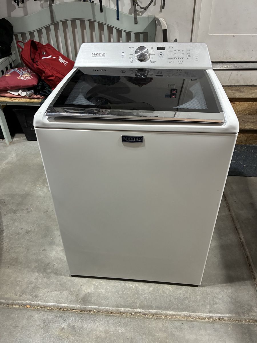 Maytag Commercial Washing Machine
