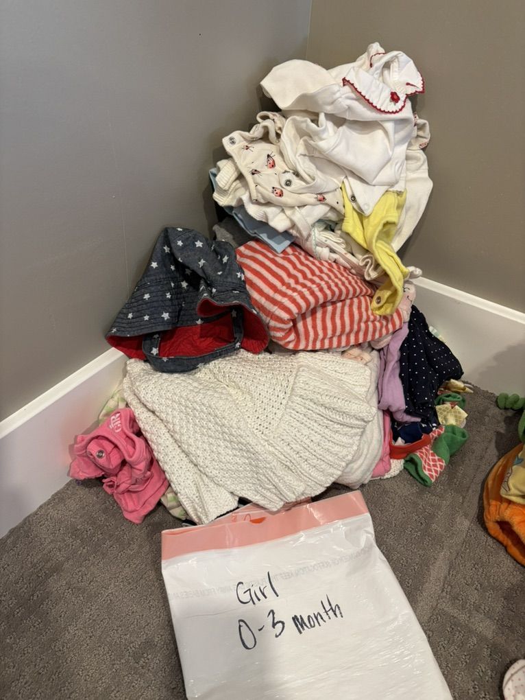 Girls 0-3 Months Clothes Grab Bag