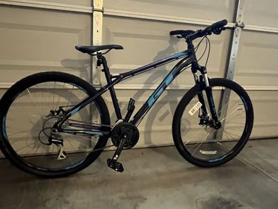 GT Laguna Pro Mountain Bike - Ladies “ New “