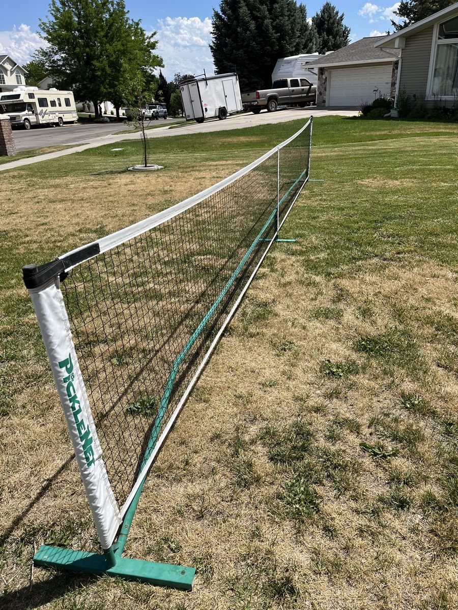 PickleNet Portable Pickleball Net System with Carry Bag