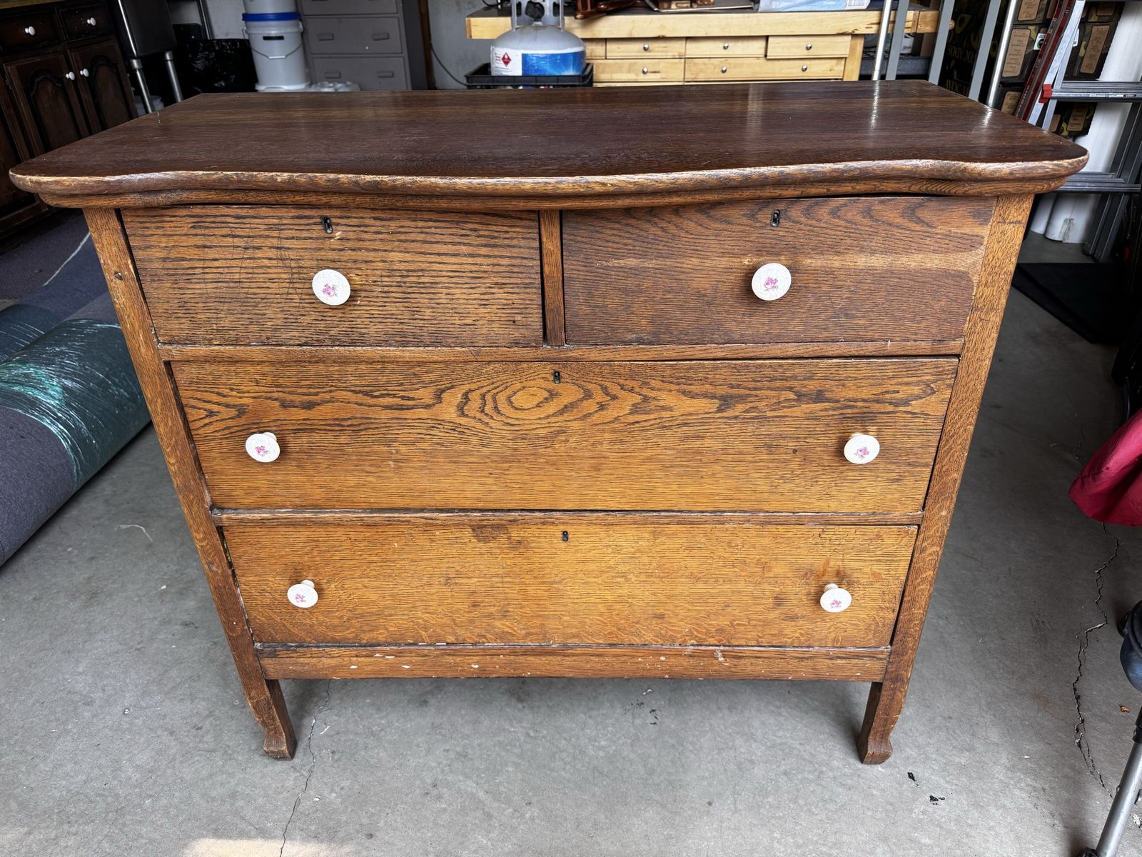 Vintage Solid Oak 4-Drawer Dresser with Floral Ceramic Knobs
