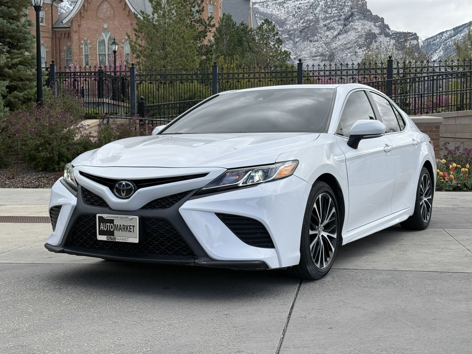 2019 Toyota Camry SE