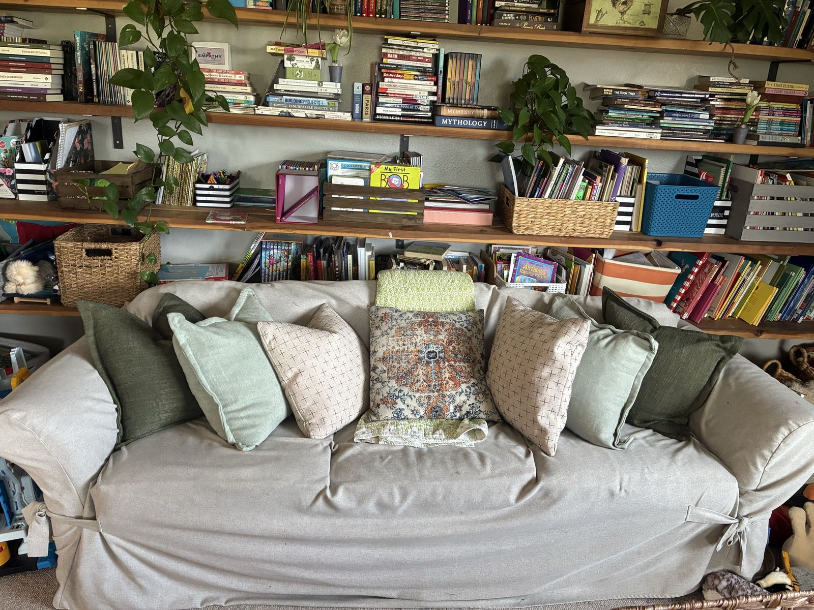 Couch + couch cover