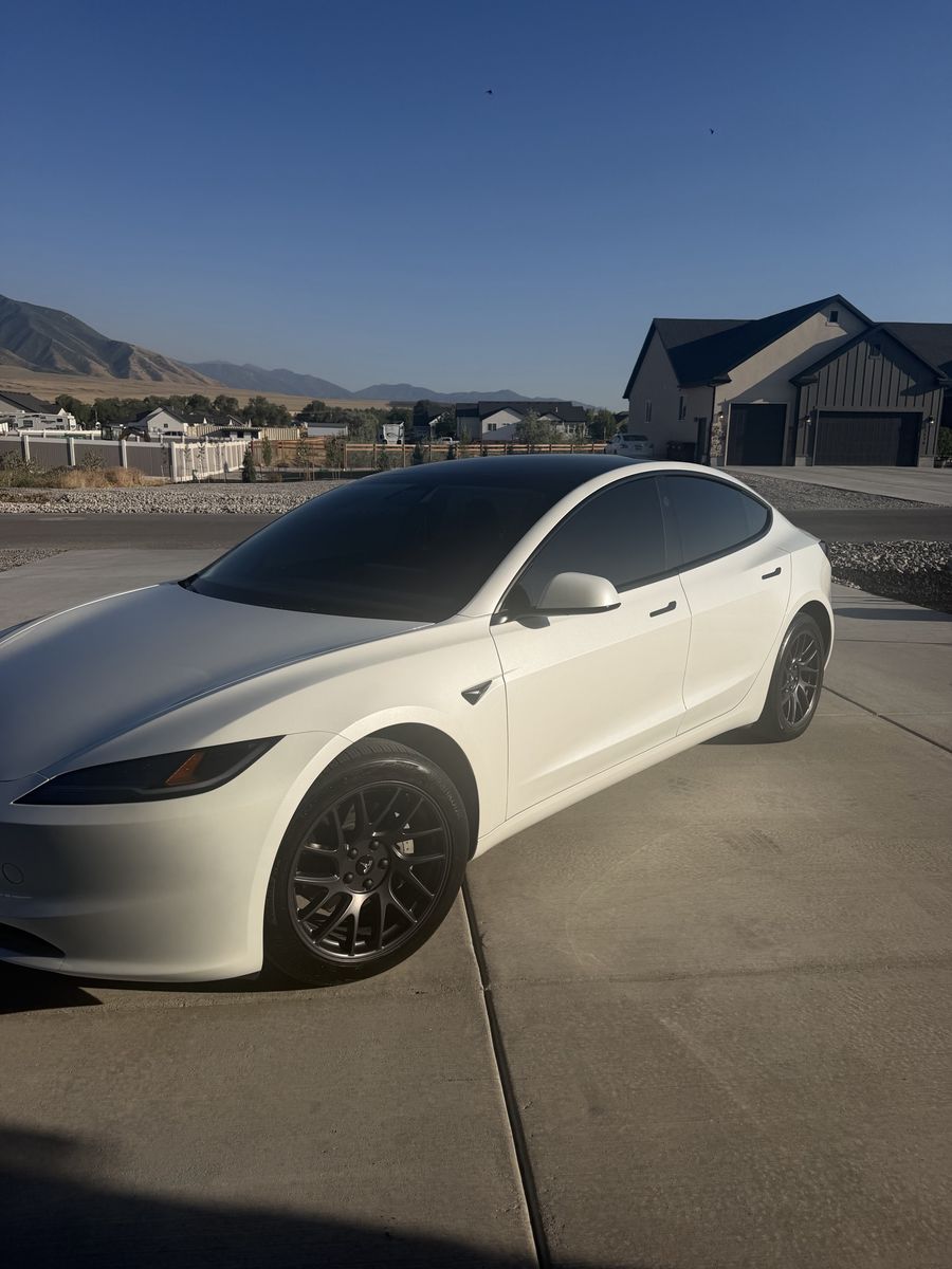 2025 Tesla Model 3 Long Range AWD