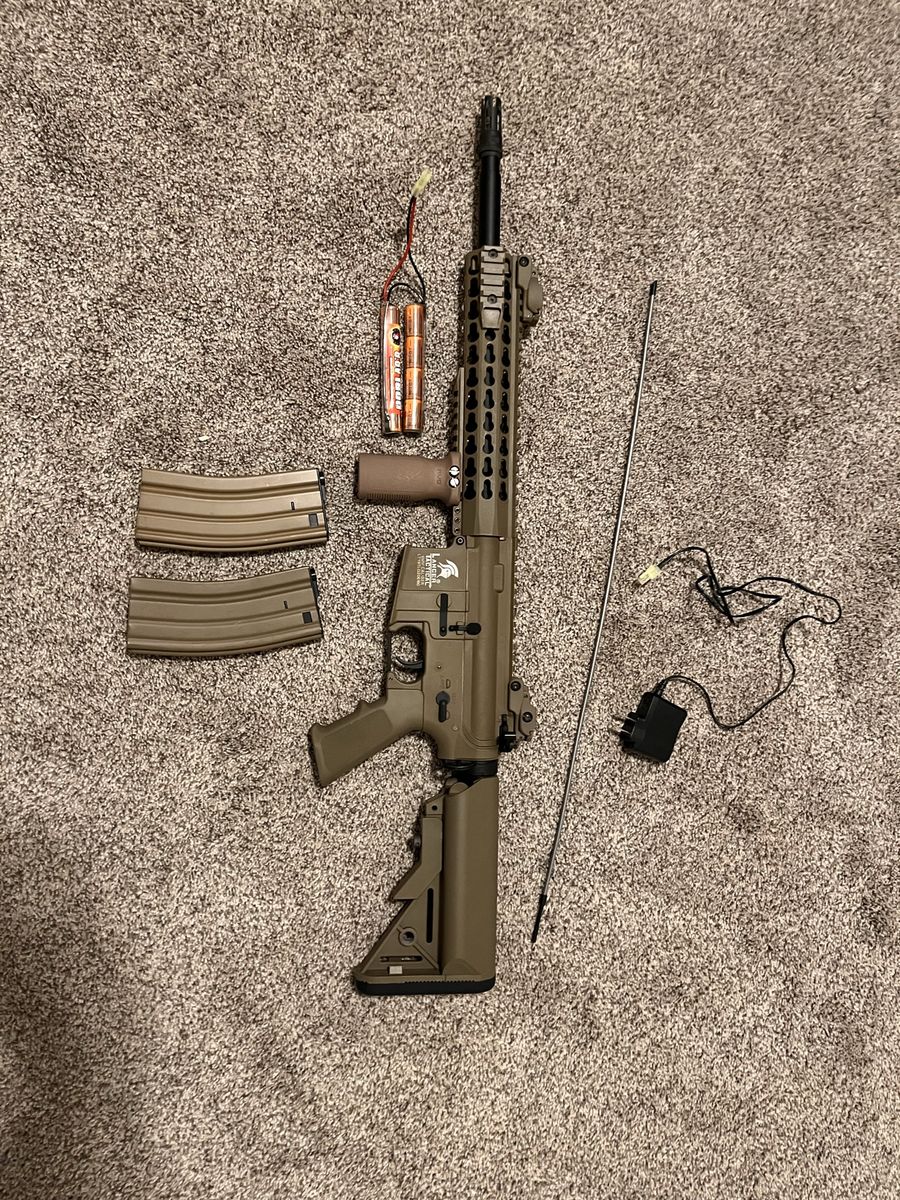 Lancer Tactical LT-15 M4 AEG Airsoft Rifle Tan w/ Charger - UsedGood