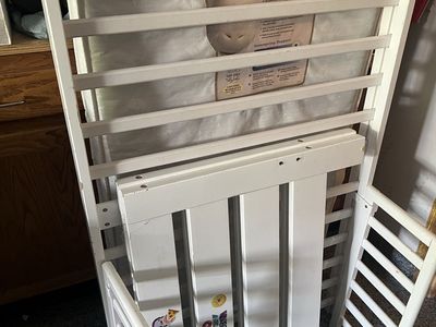Free Kid bed and mattress