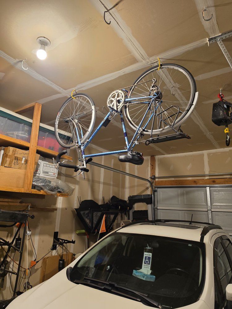 Vintage Motobican Touring Blue Road Bicycle - Classic Design, Ready to Ride