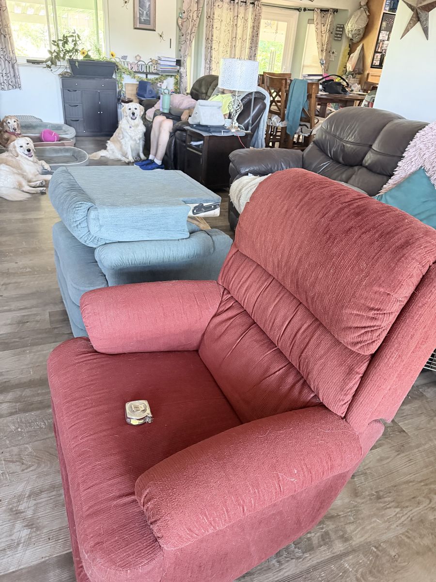 Lazy boy rocker recliners