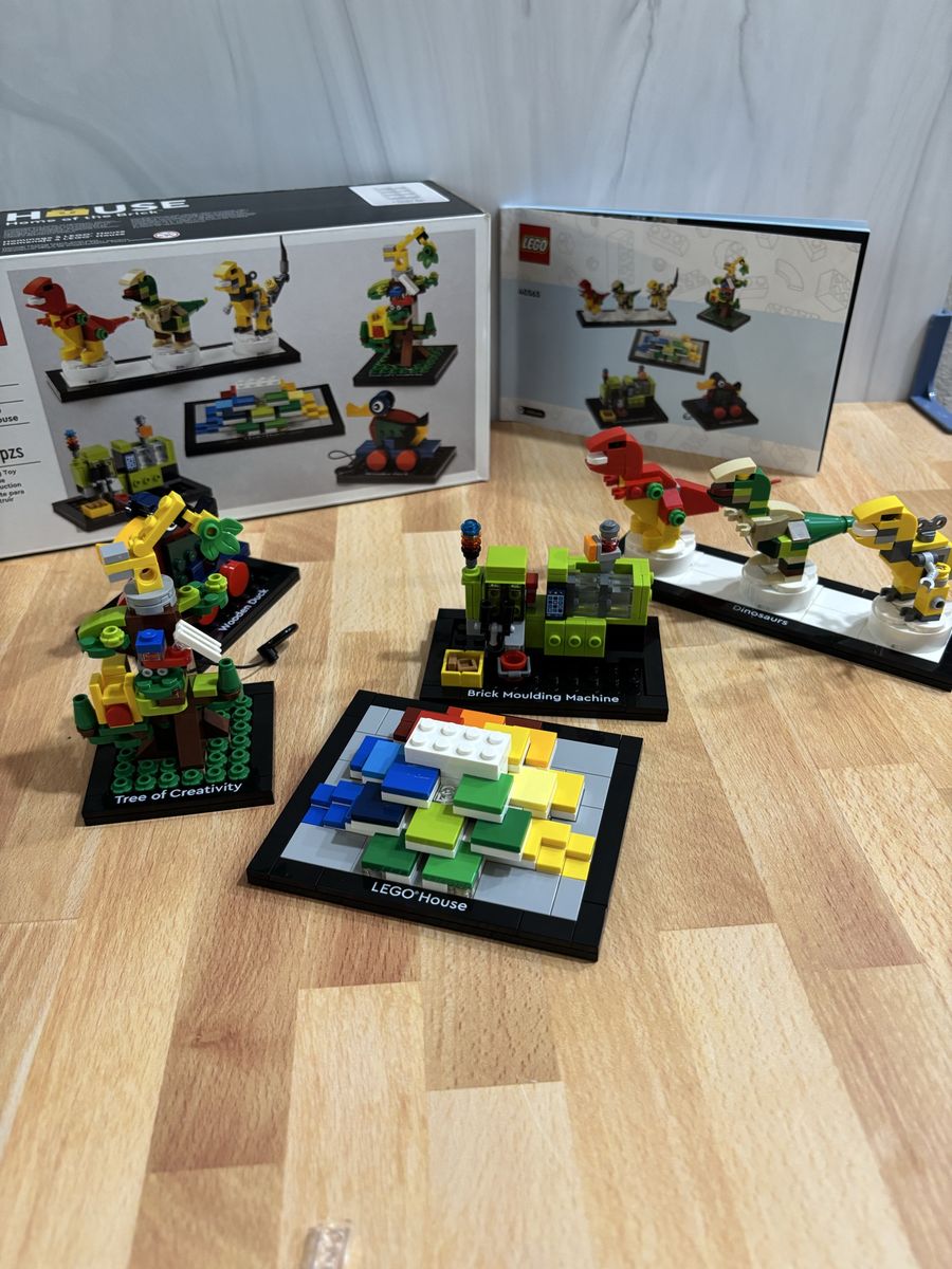 LEGO 40563 Tribute to LEGO House Set Complete with Box and Manual