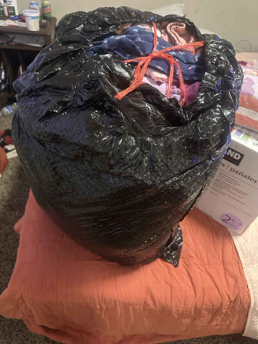Evenflo Infant 2 car seats with Baby Clothes Bag and Diapers and double stroller and another stroller for sell 
