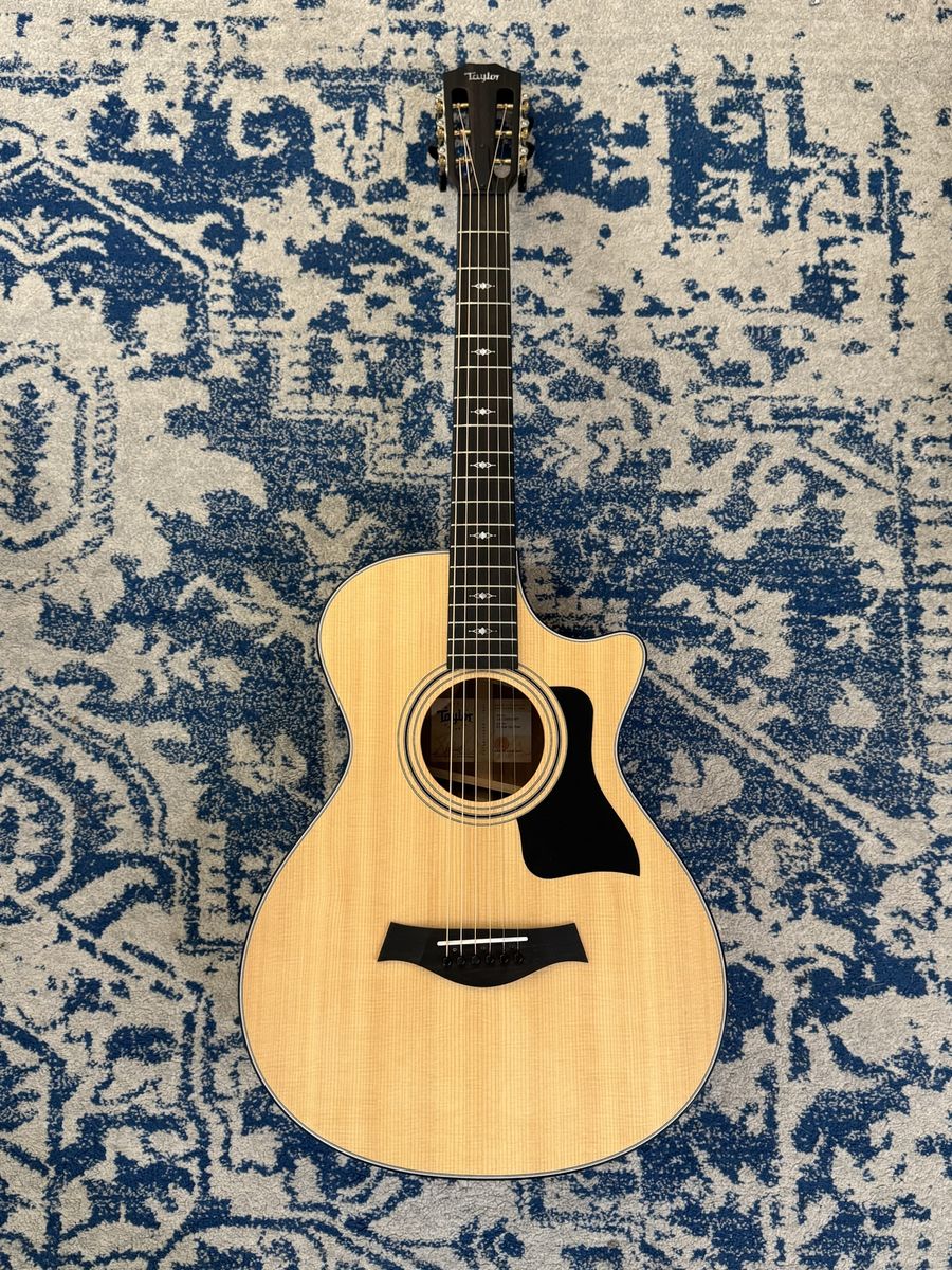 Taylor 312ce 12-Fret Grand Concert Acoustic-Electric Guitar