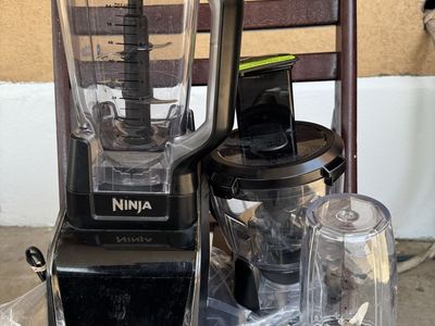 Ninja Kitchen System Blender and Food Processor Combo Set