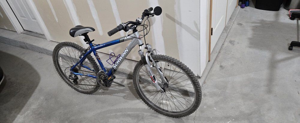 Schwinn Women's Mountain Bike 20in Frame