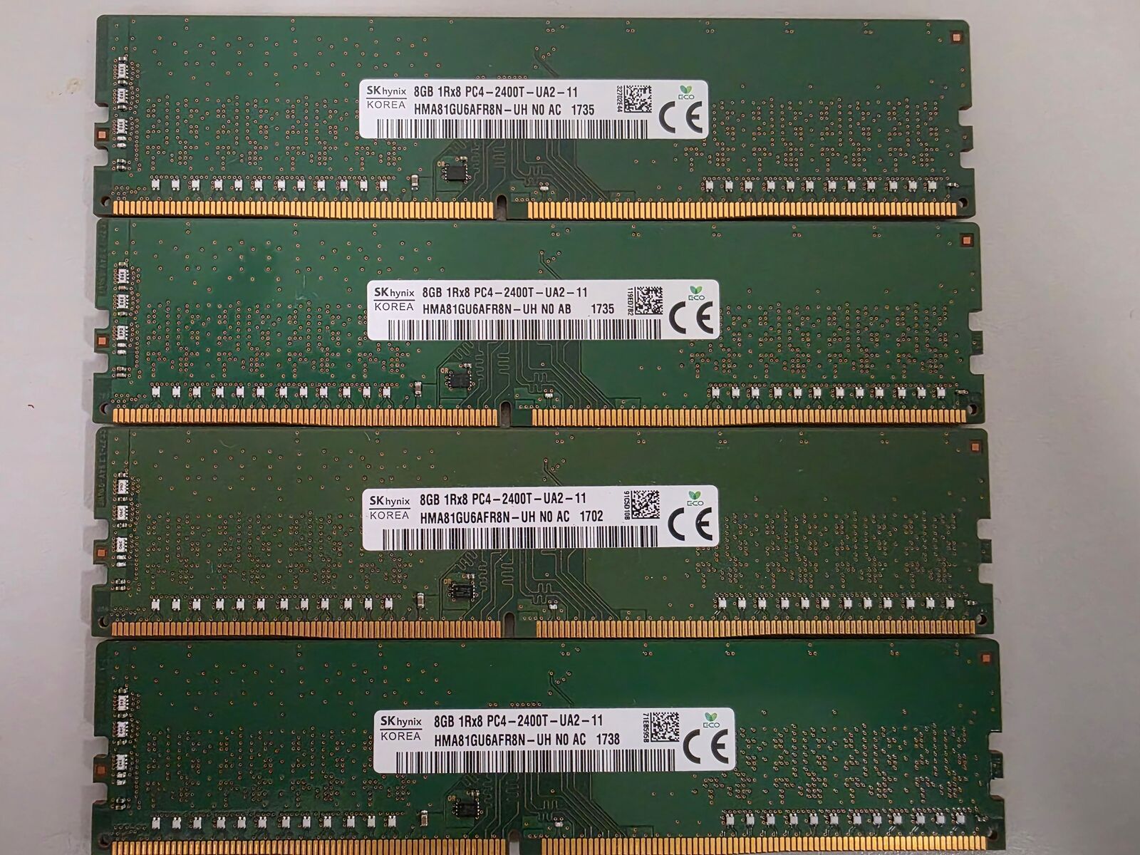 32 GB (4x8) DDR4 2400 RAM