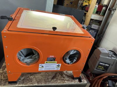 Tabletop sandblaster