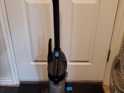 Bissell PowerForce Compact Lightweight Upright Vacuum - Black/Blue