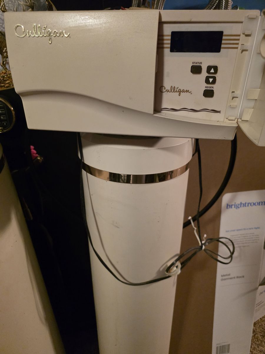 Culligan Water Softener(needs repair)
