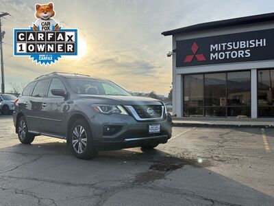 2017 NISSAN PATHFINDER SV