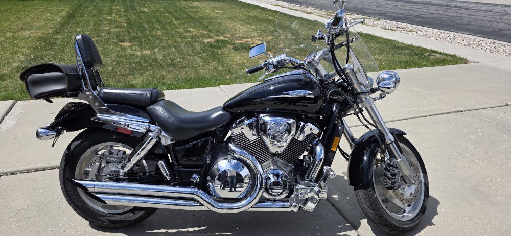 Pristine 2002 Honda VTX 1800