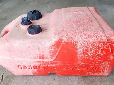 Plastic Gas Can For Boat