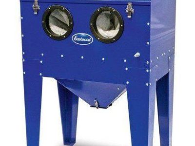 Eastwood media blasting cabinet w/ casters