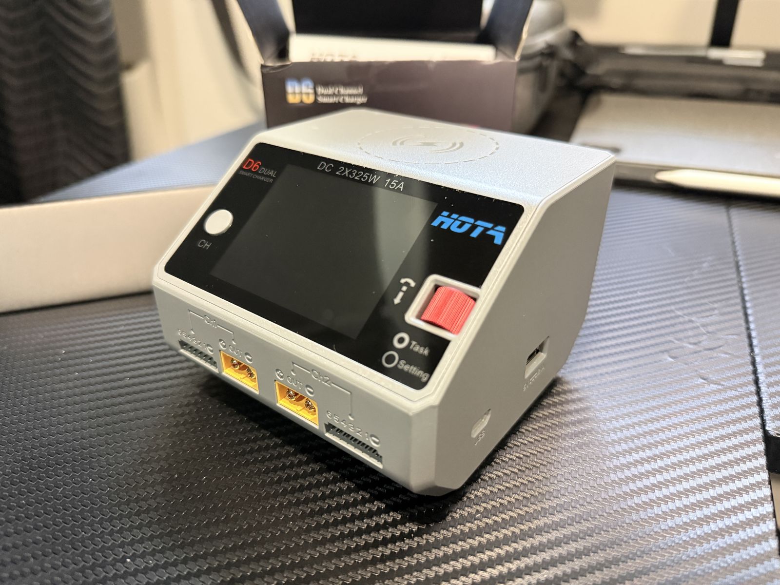 HOTA D6 Dual Smart Lipo Charger