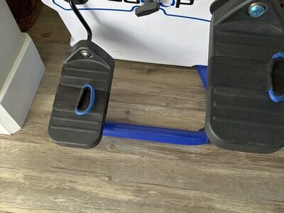 Scoup Lateral Trainer Knees And Hips