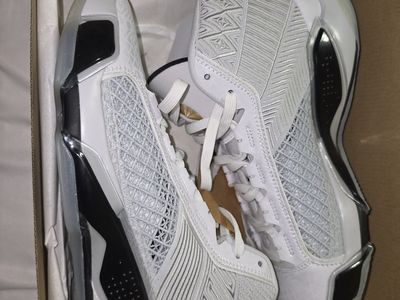 Air Jordan's men's basketball shoes size 11