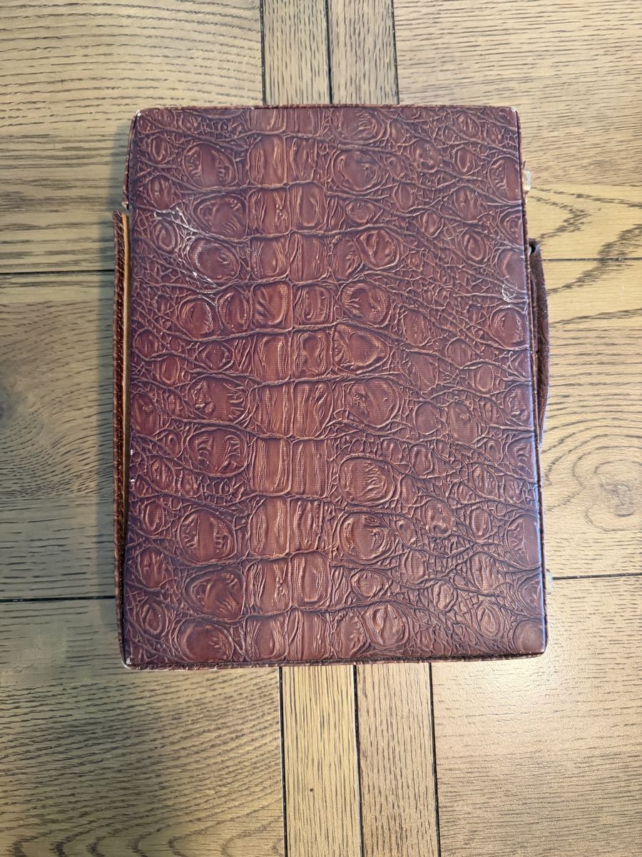 Vintage Faux Crocodile Leather Backgammon Set - Complete w/ Case, Dice, Checkers