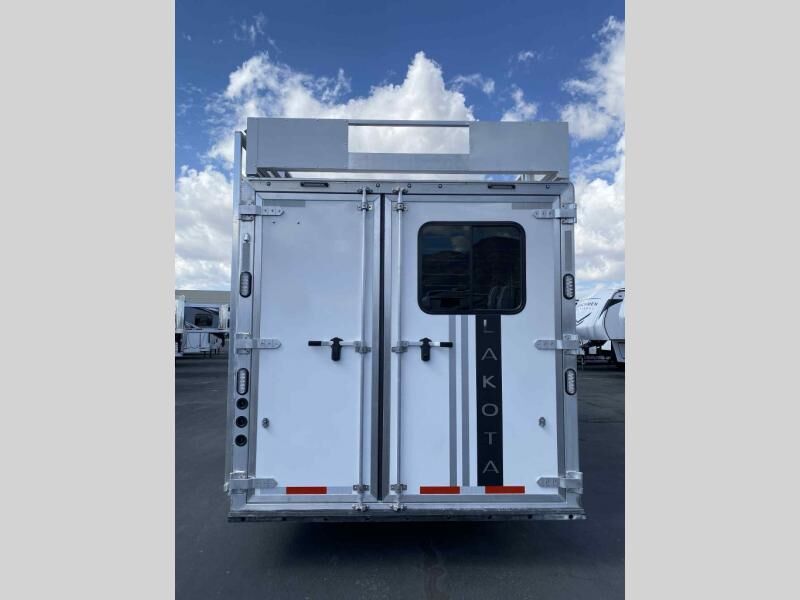New 2026 Lakota Charger 4 Horse LQ Trailer