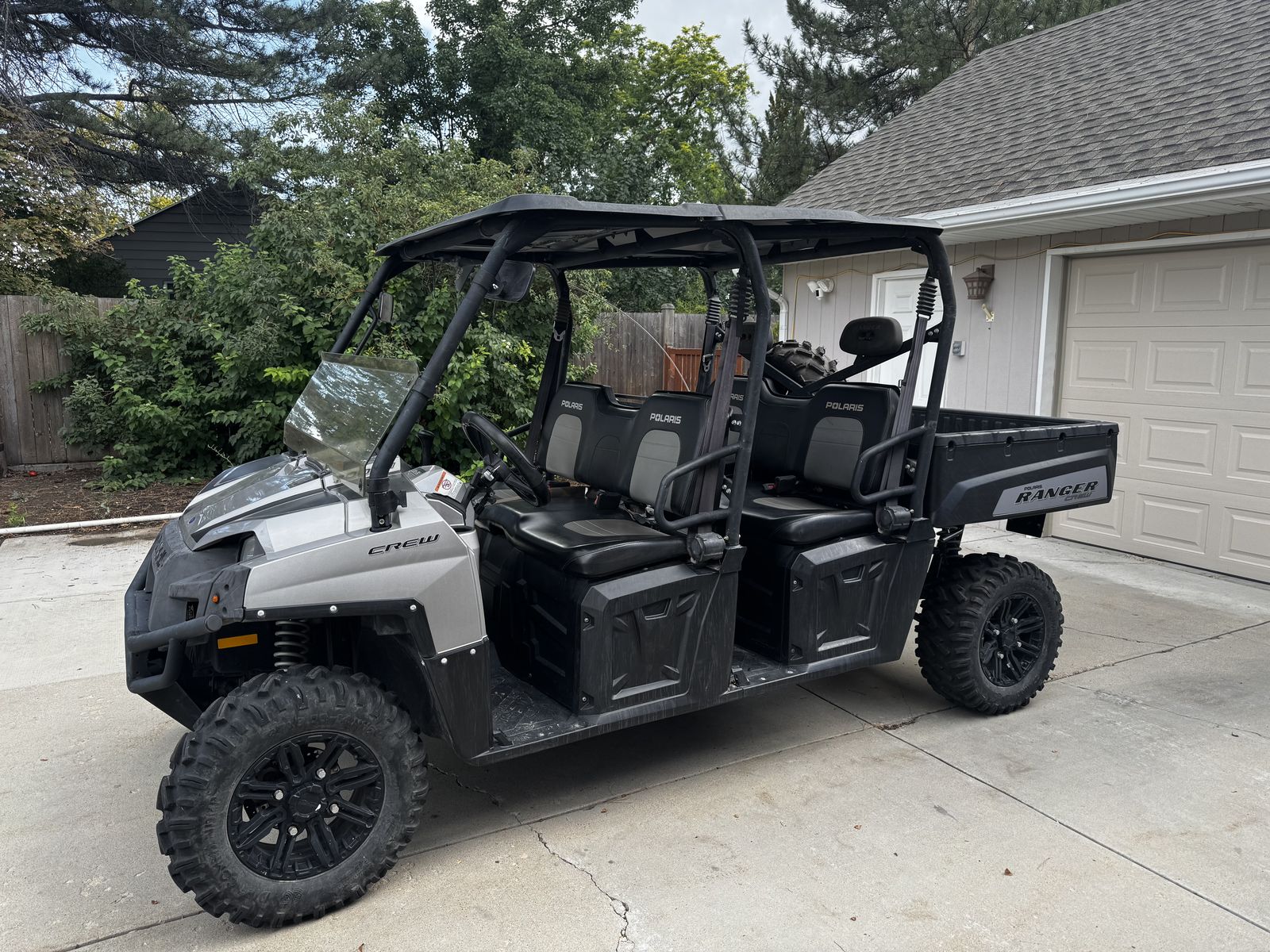 2011 Polaris Ranger Crew 800 EFI Limited Edition — Low Miles!