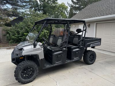 2011 Polaris Ranger Crew 800 EFI Limited Edition — Low Miles!