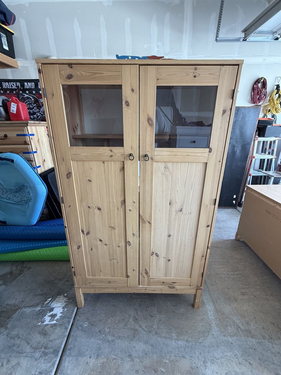 Hideaway Computer Desk (Free!!!)