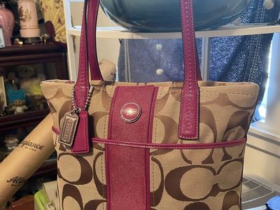 COACH SVBVQ Signature Stripe Tote Handbag