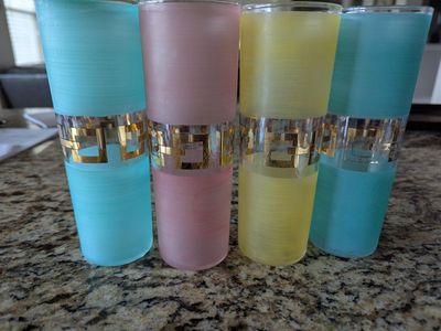 4 MCM Bartlett Frosted Glasses (4)