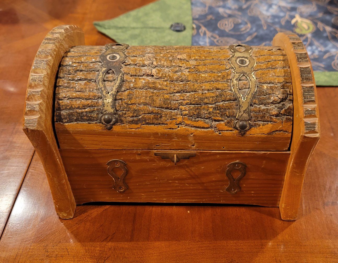 Rustic Wooden Treasure Chest with Hinged Lid and Handles